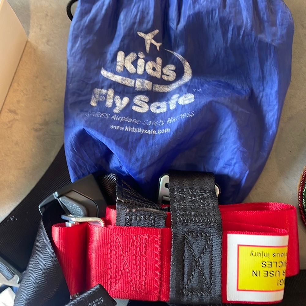 CARES safety harness, barely used